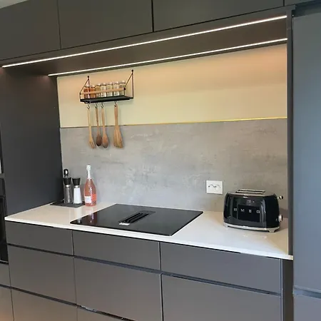 Apartment New Renovated 2 Bedrooms Free Parking 5mins Driving Bus To Ons Stavanger